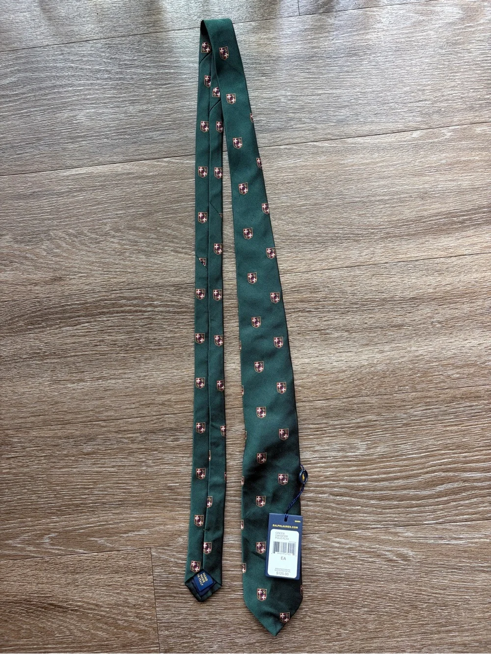 Polo Green Crest Pattern Men's Silk Tie (w/ tag, original price $125)